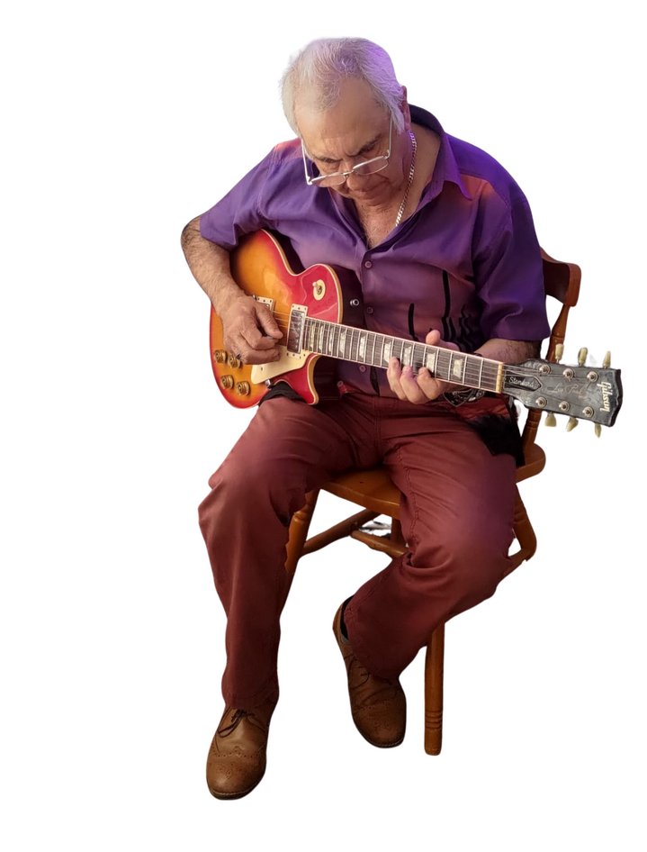George Pellas Playing a Gibson